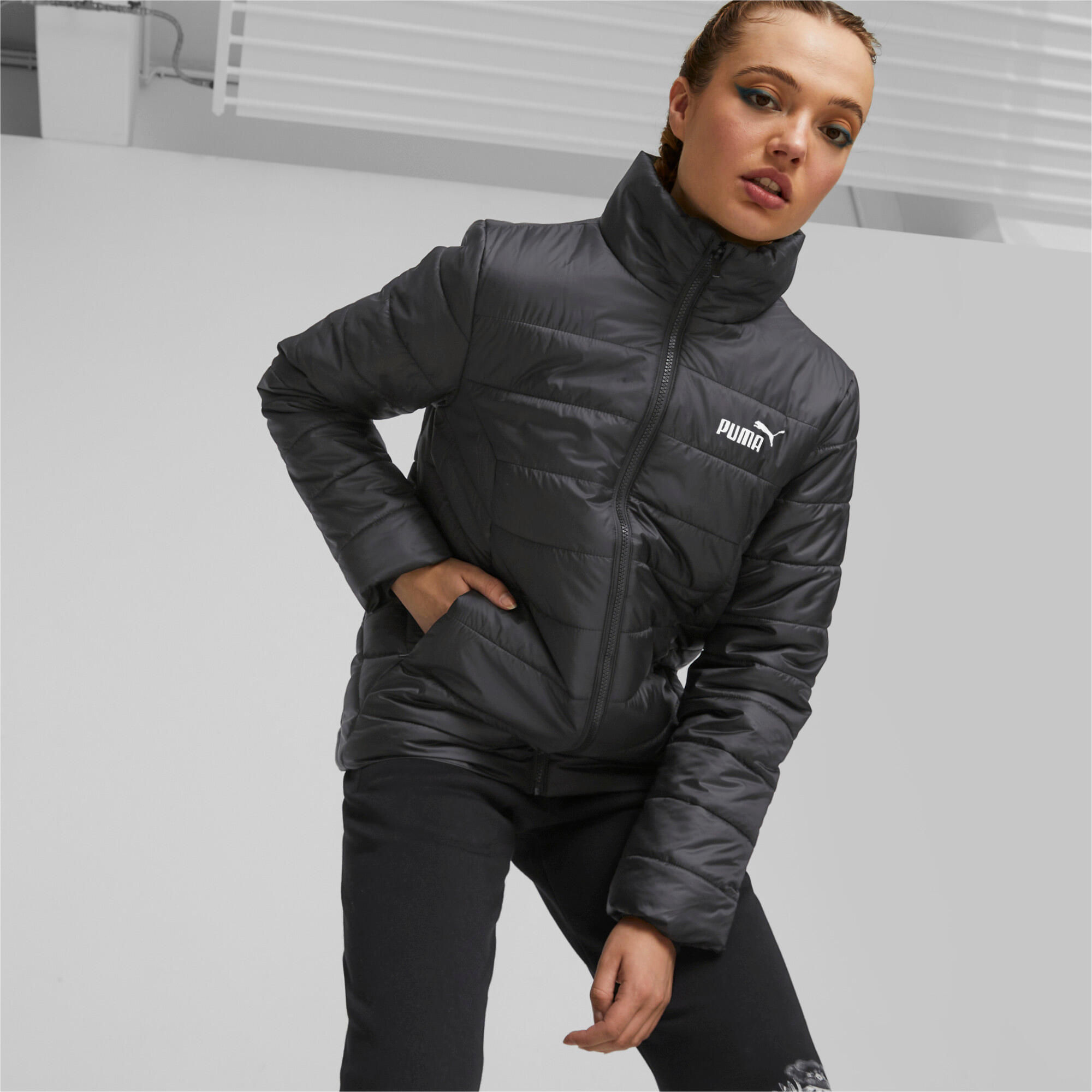 Kurtka damska Puma ESS+ PADDED 3/7