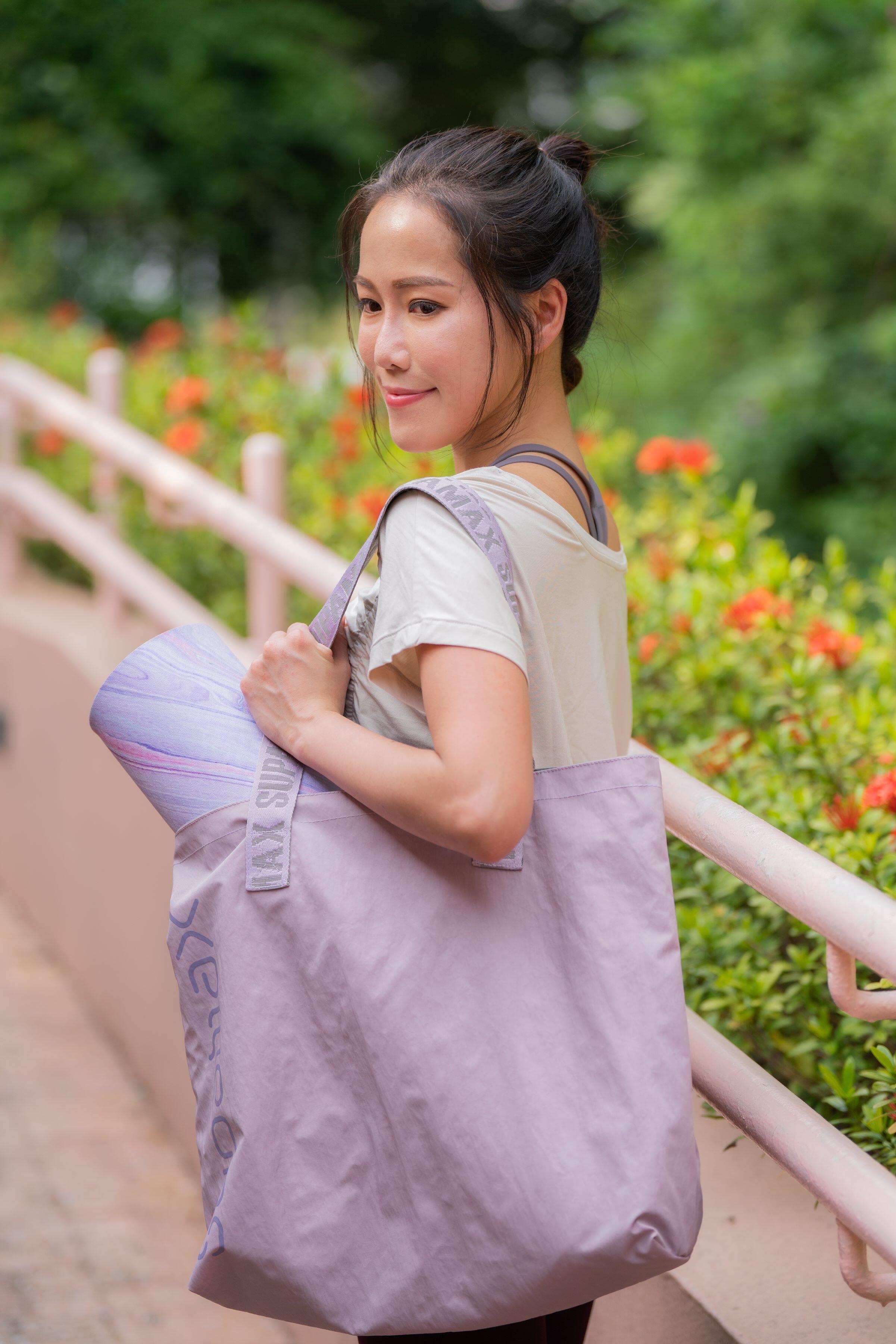Reversible Yoga Tote Bag 21L - Lavender/Dusty Green