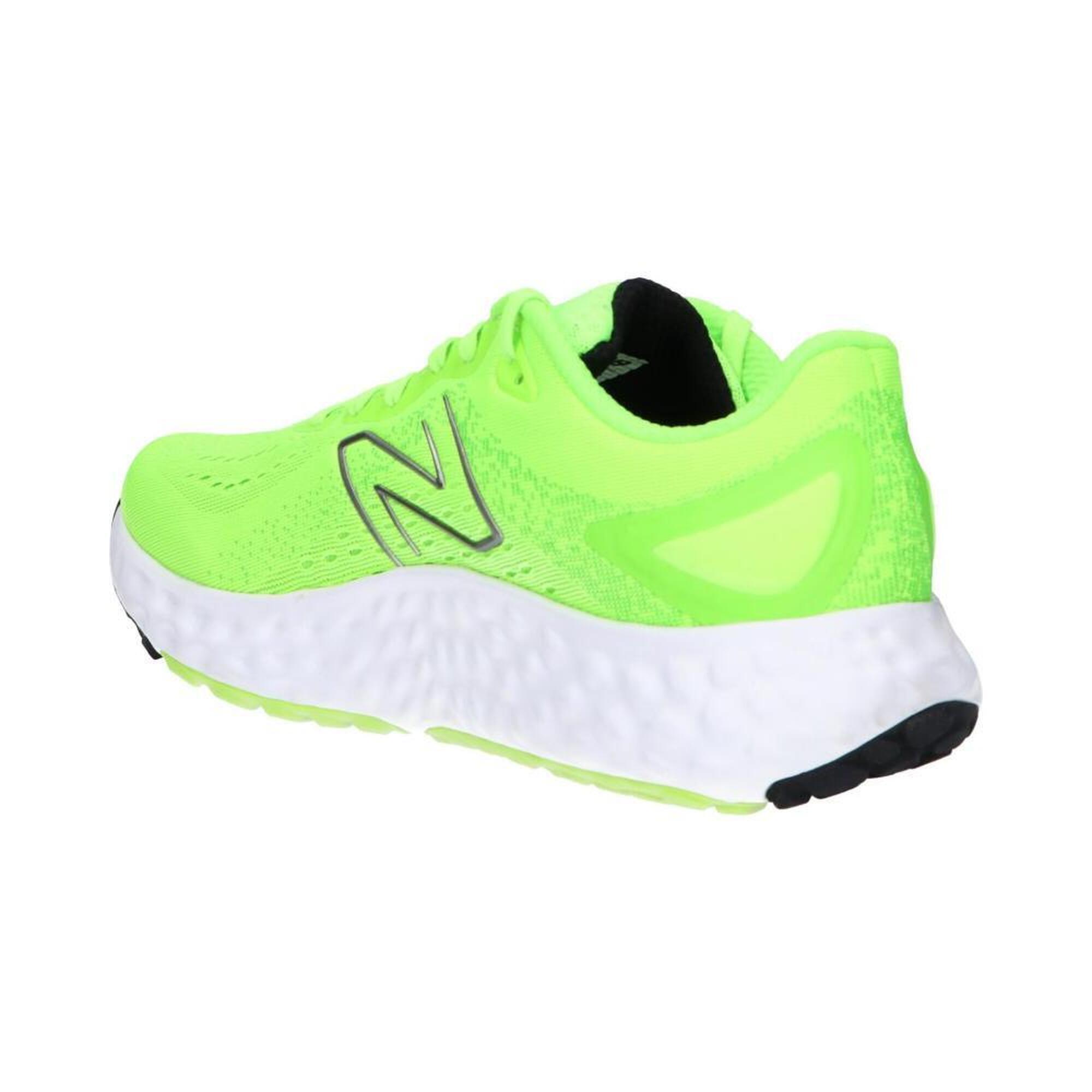 ZAPATILLAS DEPORTE NEW BALANCE  DE HOMBRE MEVOZCG2