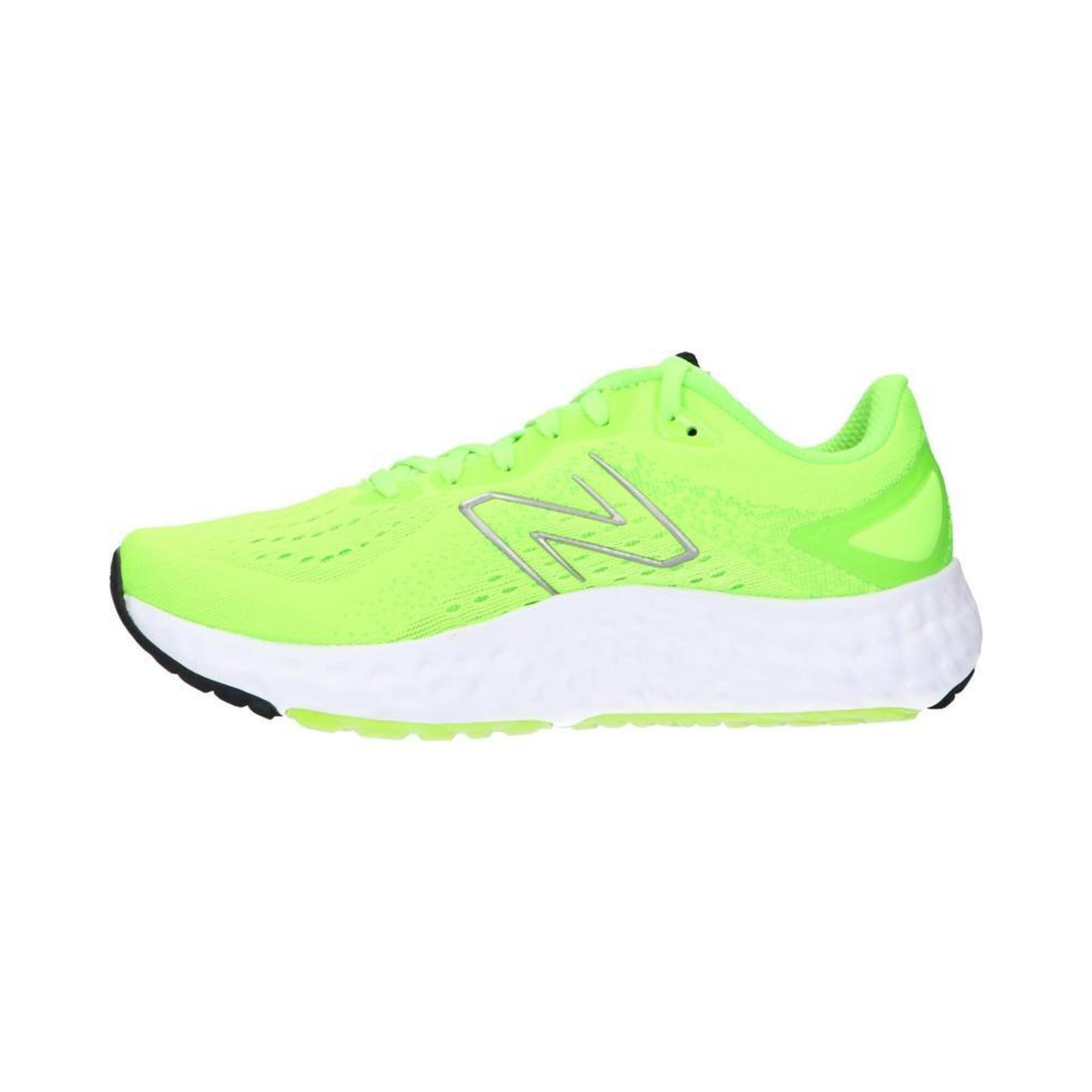 ZAPATILLAS DEPORTE NEW BALANCE  DE HOMBRE MEVOZCG2