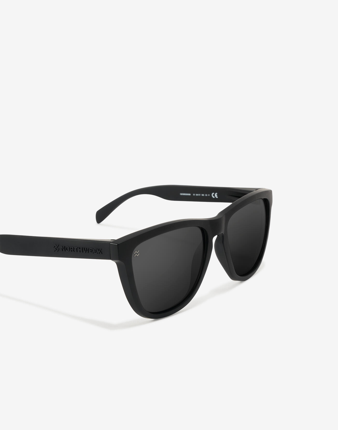 NORTHWEEK - Gafas de Sol para Hombre y Mujer BLACK DARK - REGULAR RAW 3/4