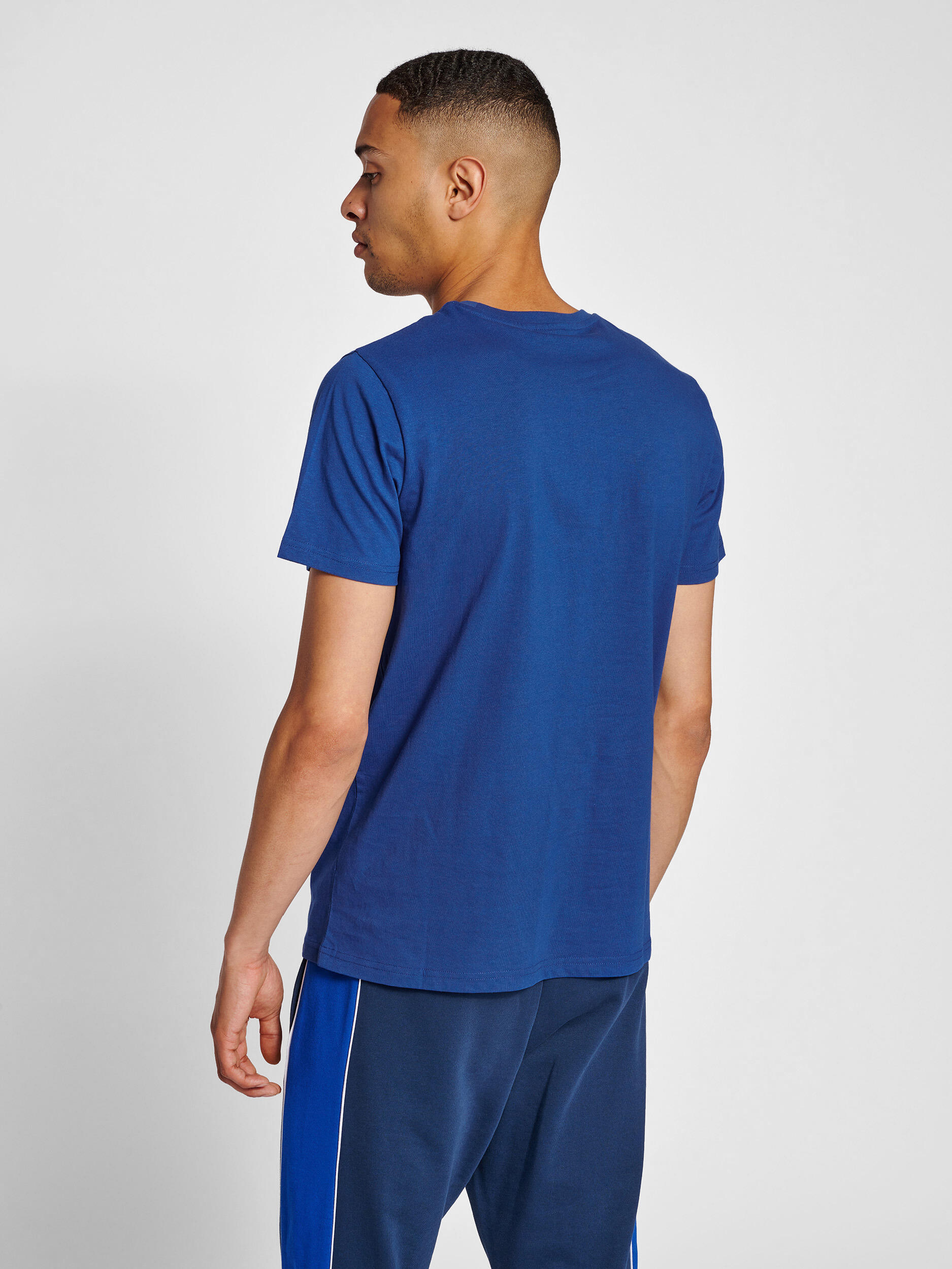 Maglia a maniche corte Hummel modello 212569-7956 per uomini 4/5