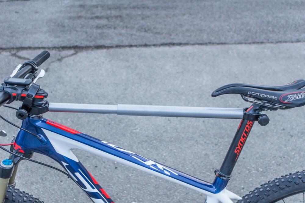 Adaptador Bicicleta Porta Bicicletas Traseiro em cor cinza 3/4