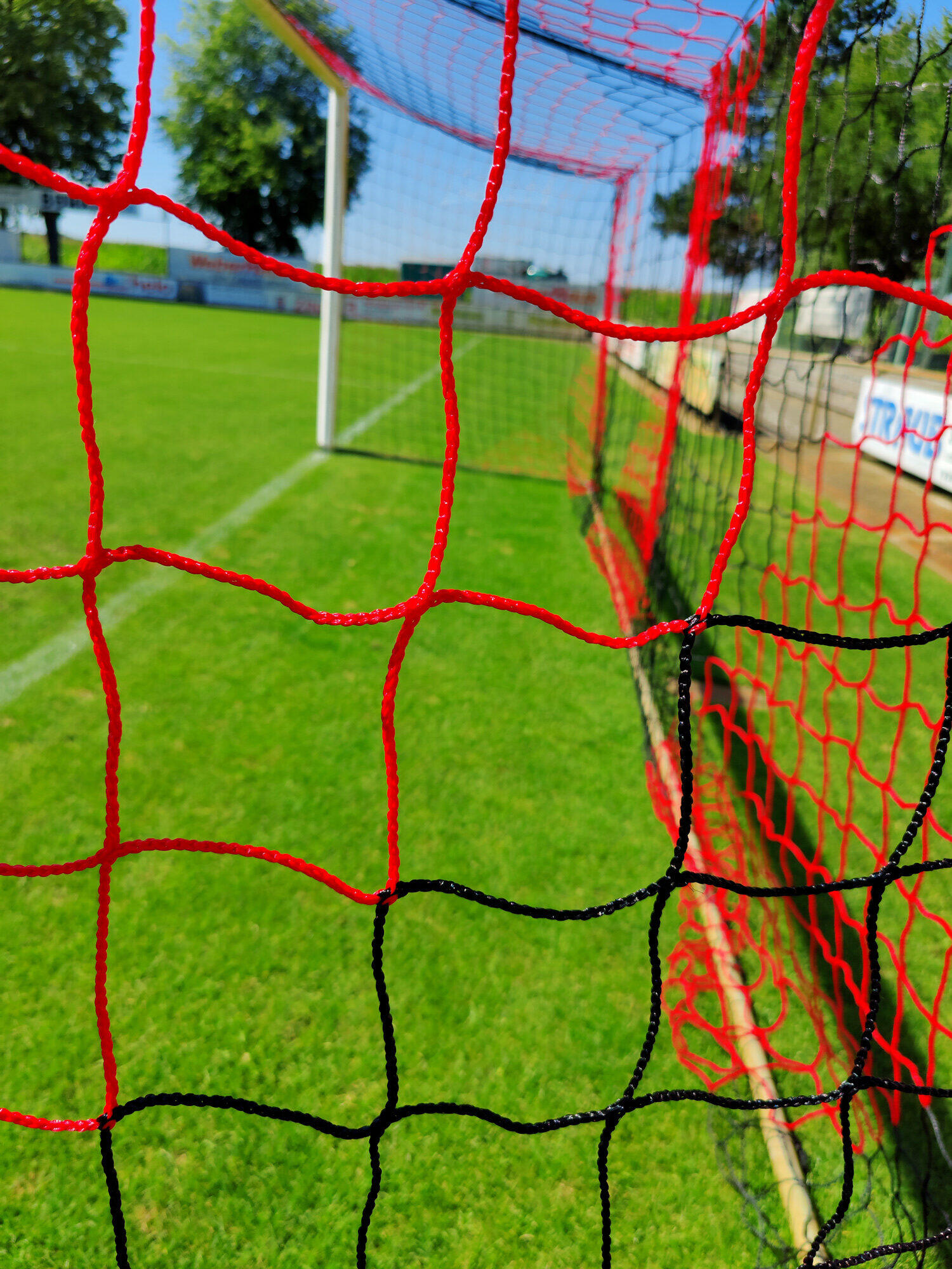 Rete da calcio da stadio nera/rossa 6/7