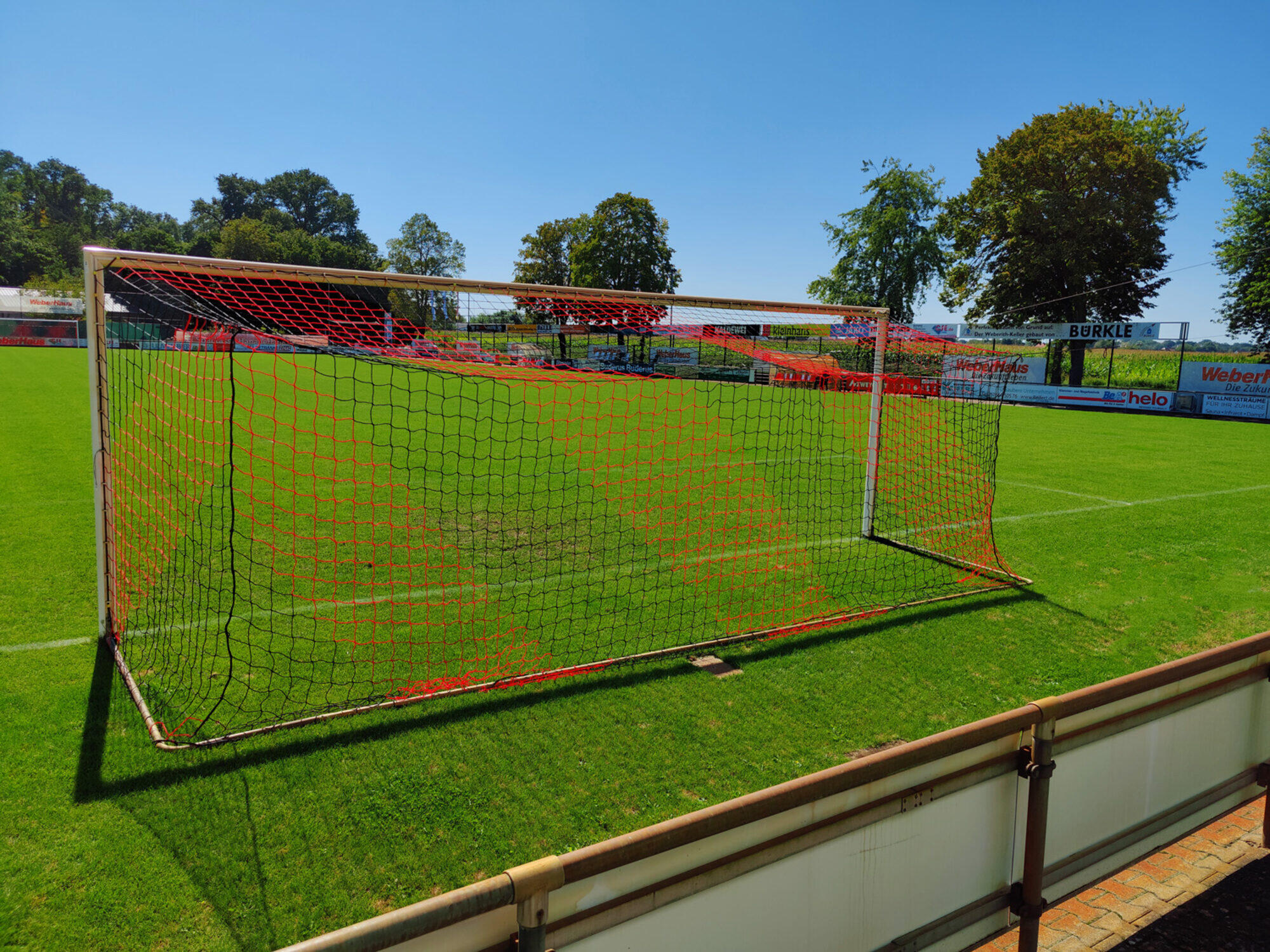 Rete da calcio da stadio nera/rossa 5/7