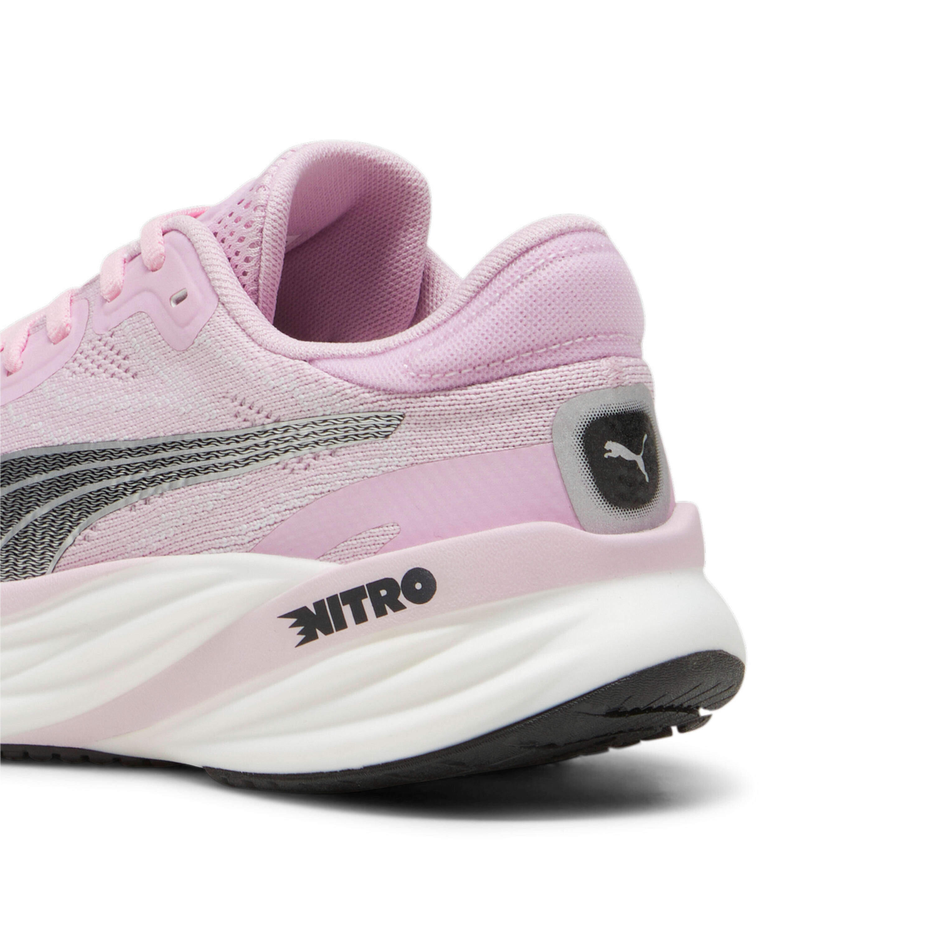 Scarpe da corsa da donna Puma Magnify Nitro 2 6/7