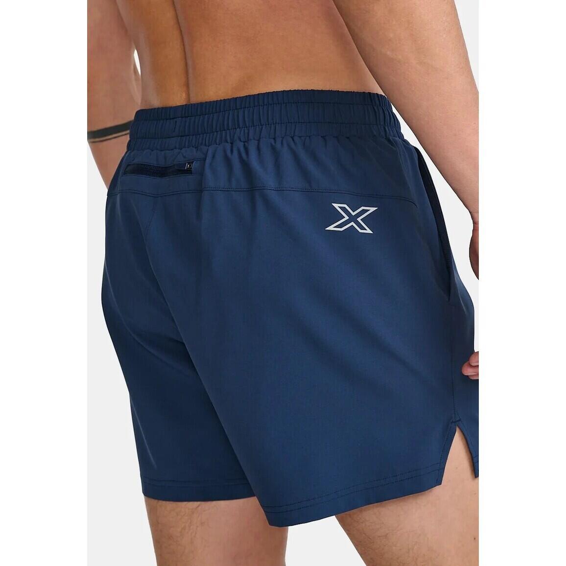 5-inch shorts 2XU Aero 4/5