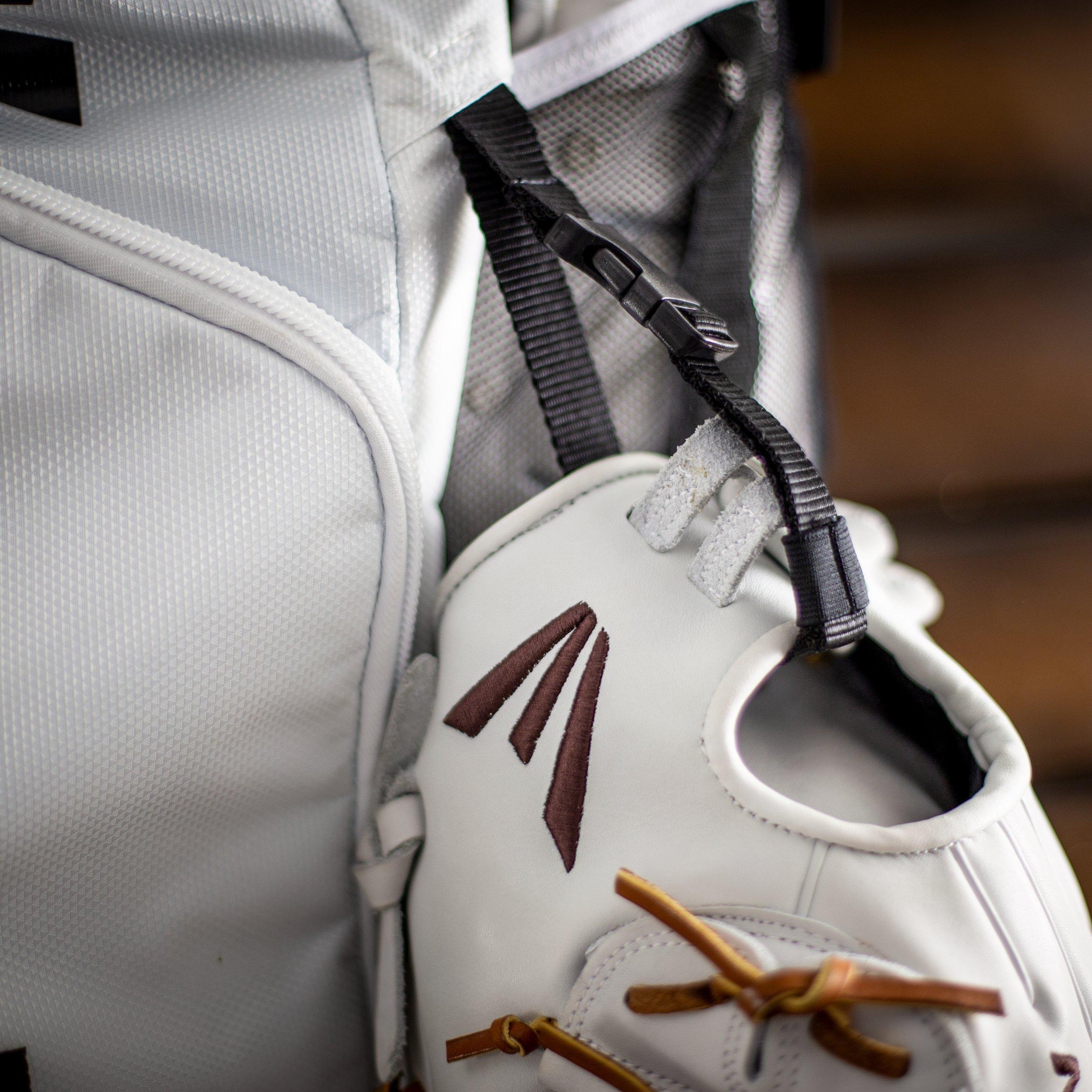 Easton E610CBP Catchers Backpack Color White 5/5
