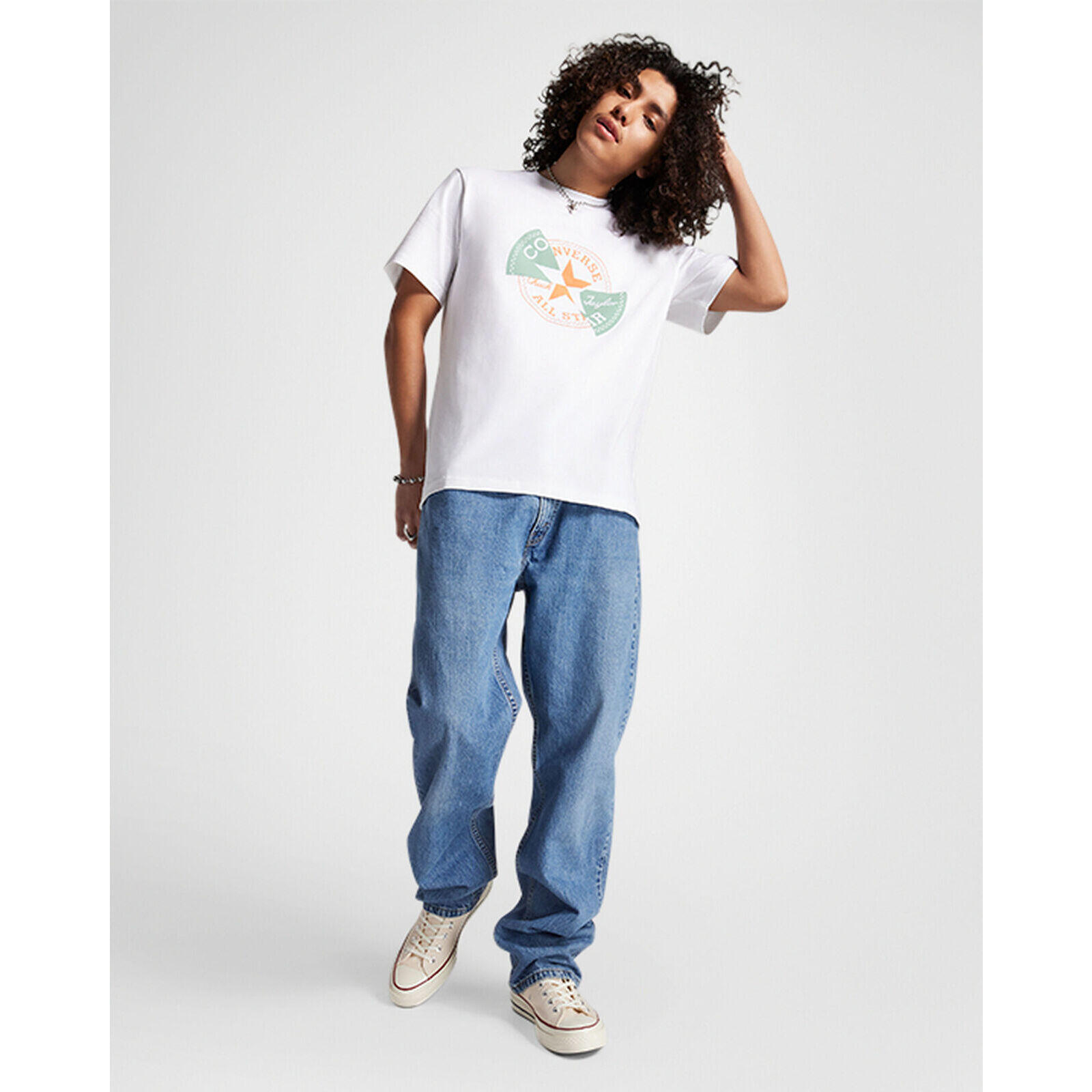 Maglietta Converse Con T-shirt M Chuck Patch Distort Tee, Bianca, Uomini 3/4