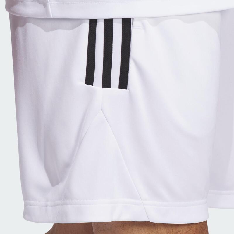 Short Legends 3-Stripes Basketball