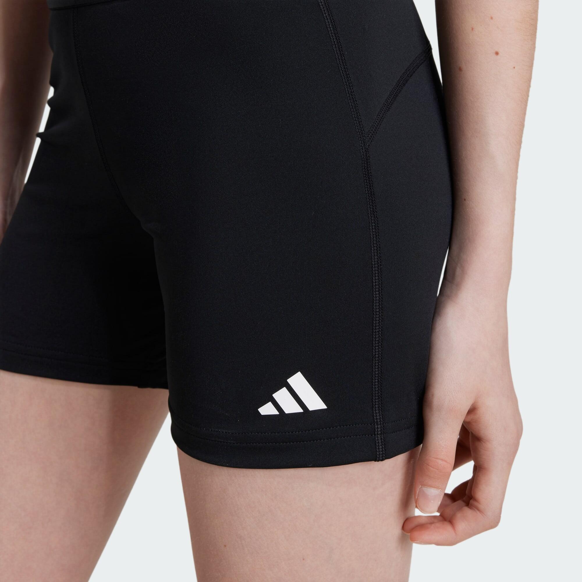 Mallas cortas TECHFIT 5/6