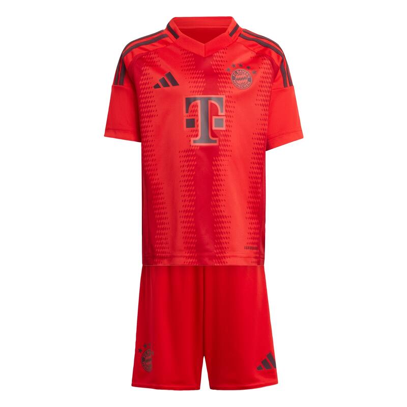 Mini kit principal 24/25 do FC Bayern München