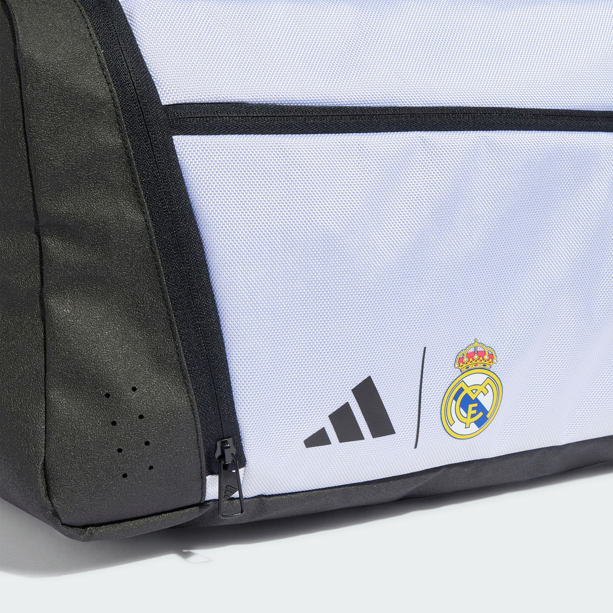 Bolsa de deporte primera equipación Real Madrid 6/7
