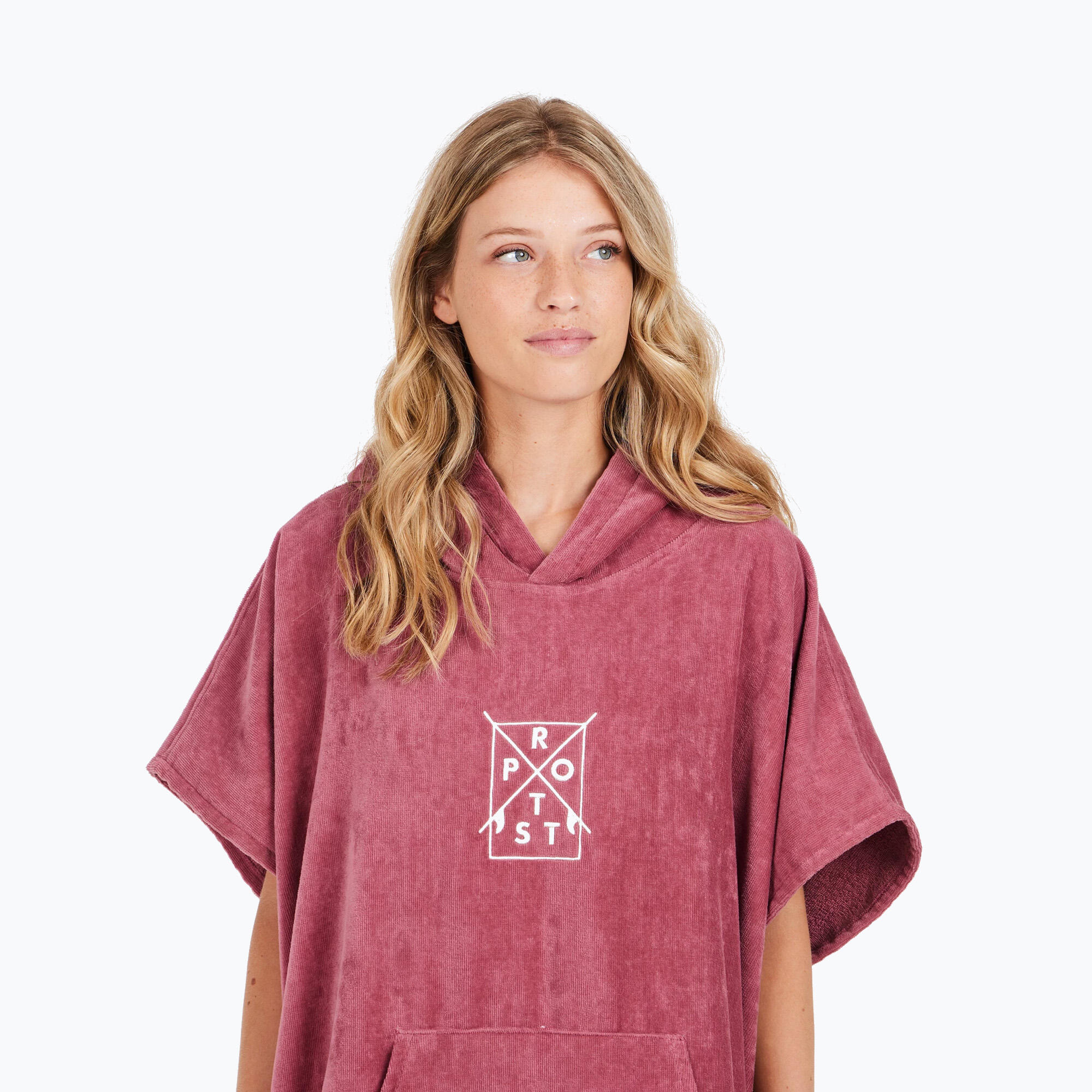 Poncho Protest Prtdilemma 5/5