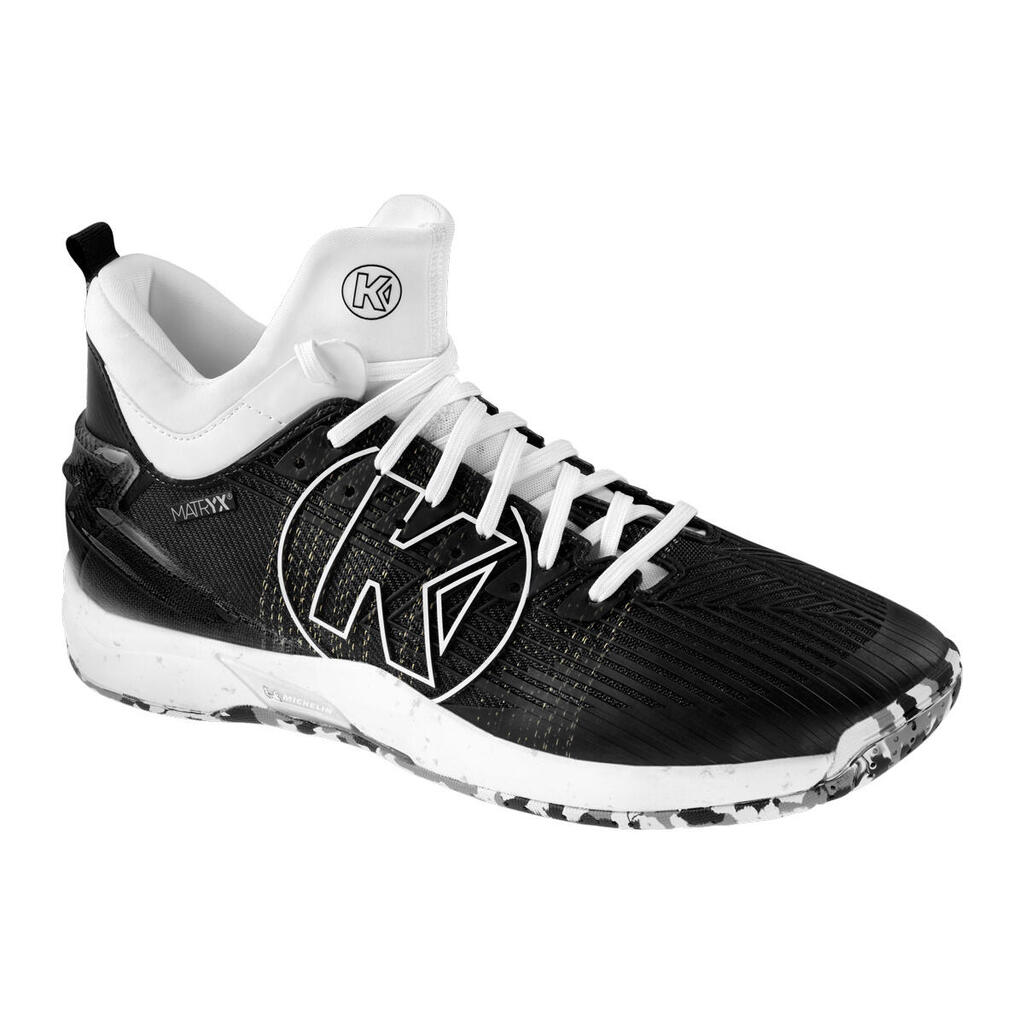 BLACK / WHITE
