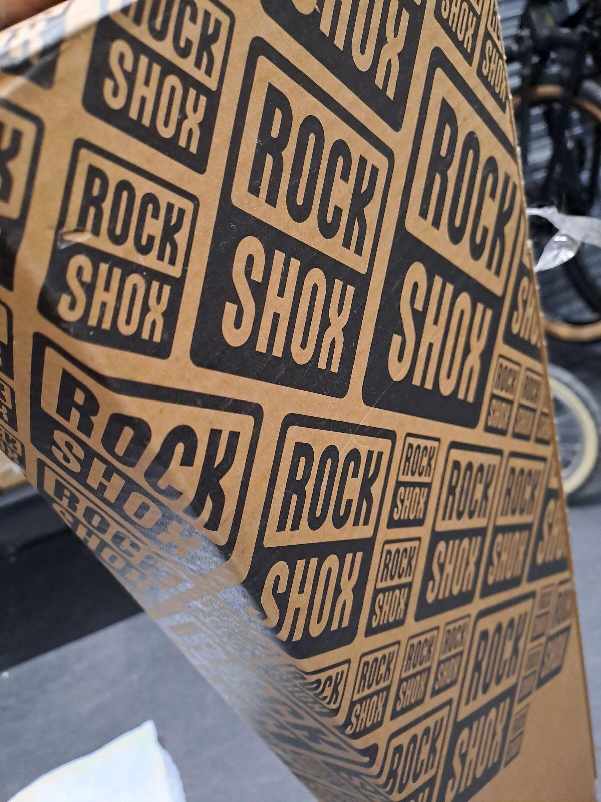 SUSPENSÃO ROCKSHOX RECON AIR 29 - SEGUNDA VIDA: MUITO BOM ESTADO 3/3