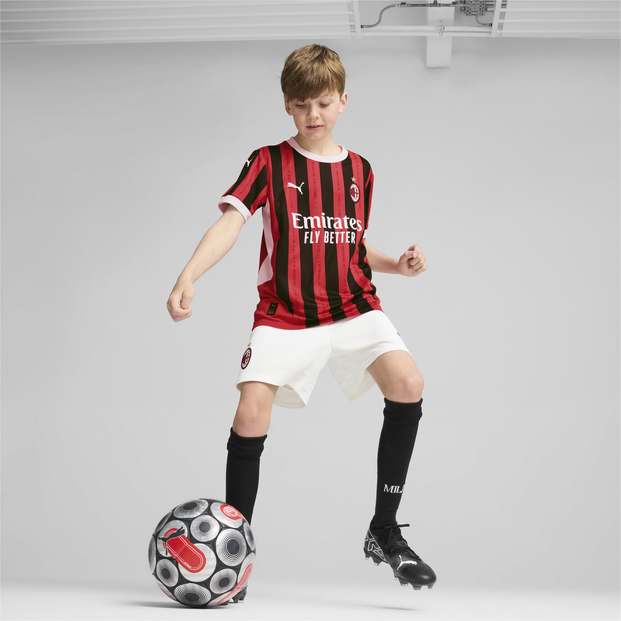Shorts AC Milan 24/25 per ragazzi PUMA White For All Time Red 4/7