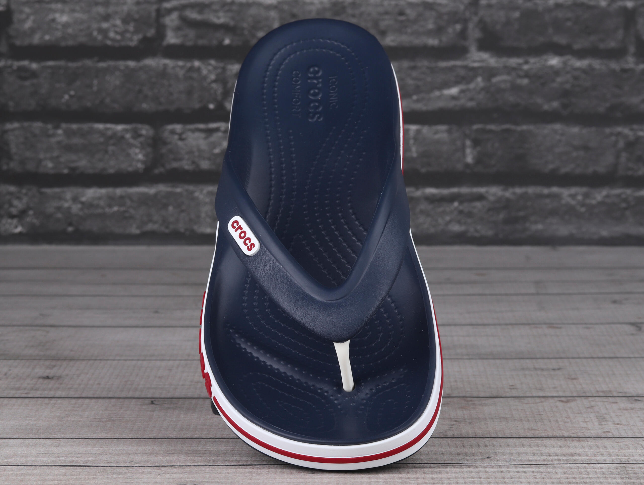Japonki plażowe Crocs BAYABAND FLIP 6/7