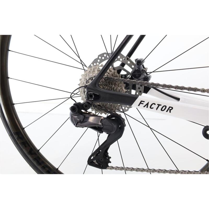 Segunda Vida - Bicicleta carretera Factor O2 Carbono Di2 12V