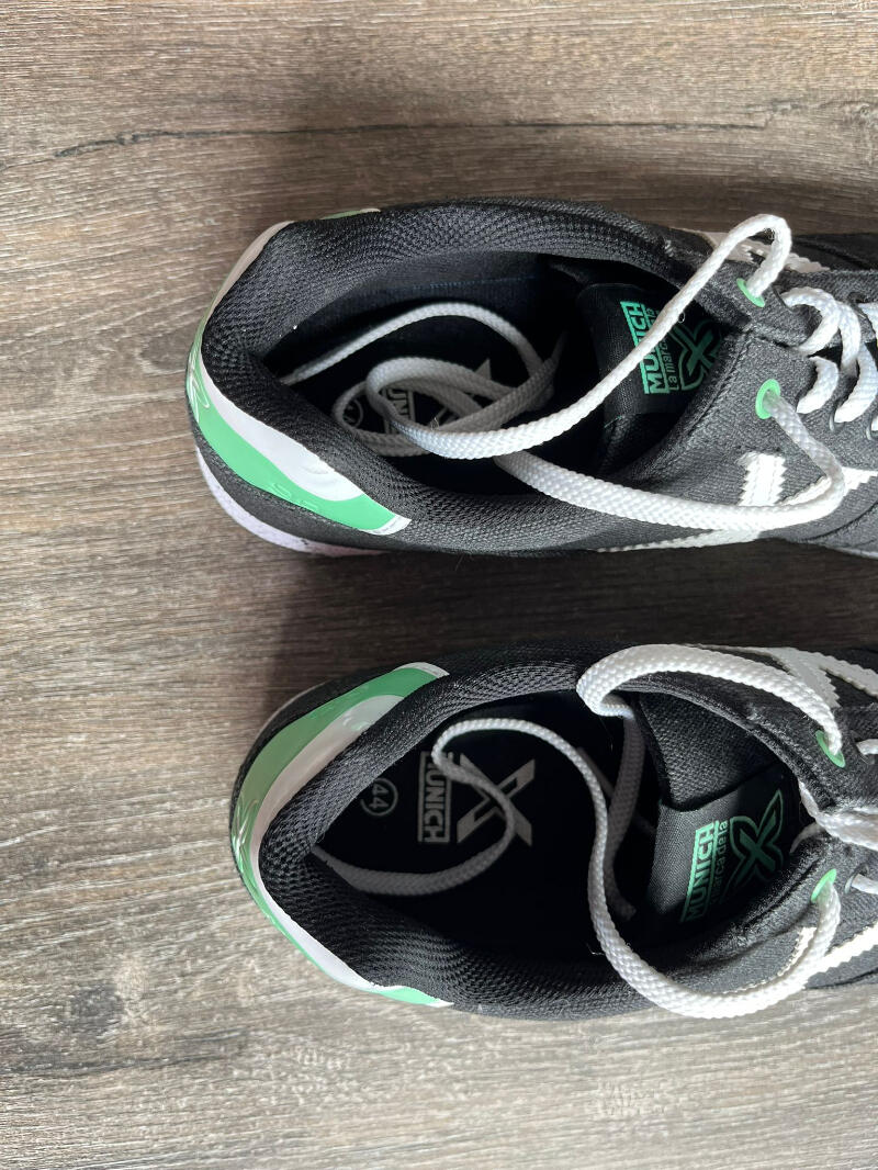 C2C - München Fustal Schoenen 4/5