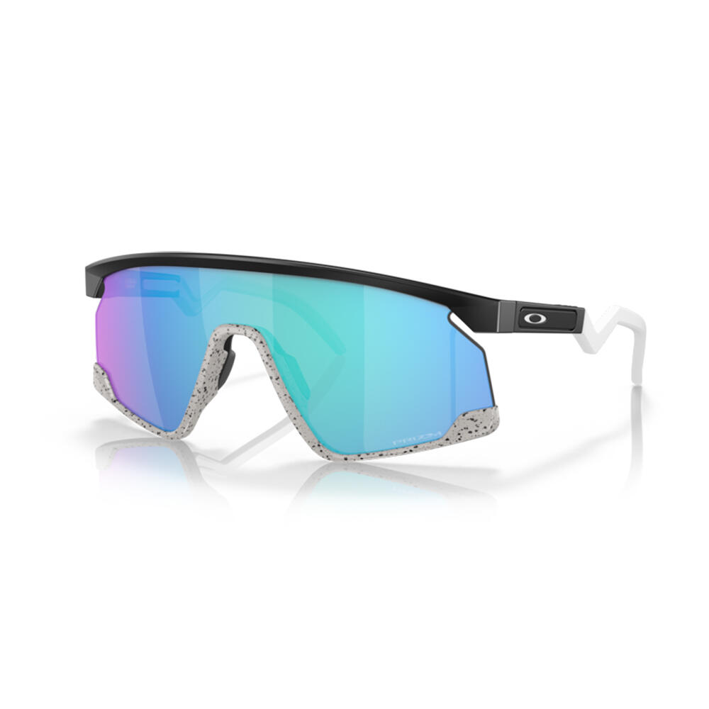 OAKLEY picture