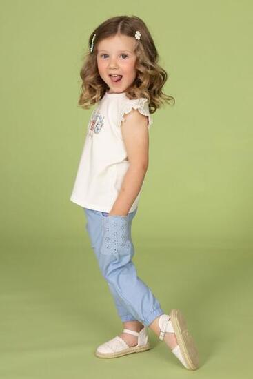 Pantalón niña azul con detalle bordado