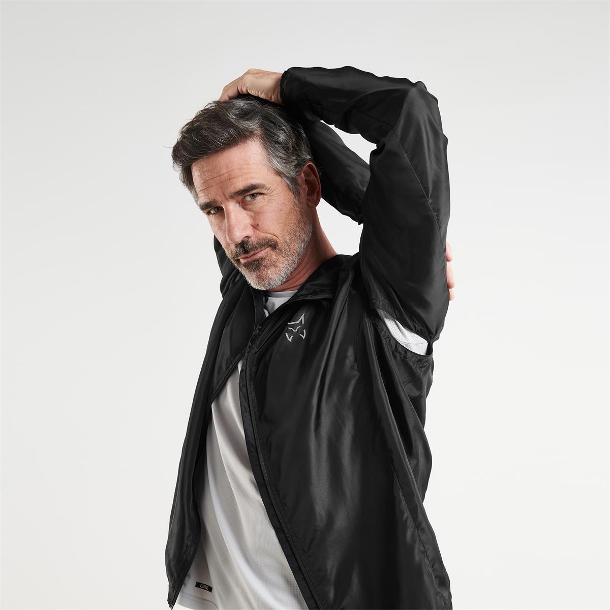 Chaqueta Senderismo en la naturaleza Adulto ALTUS ARIENZO BLACK cortavientos 6/7