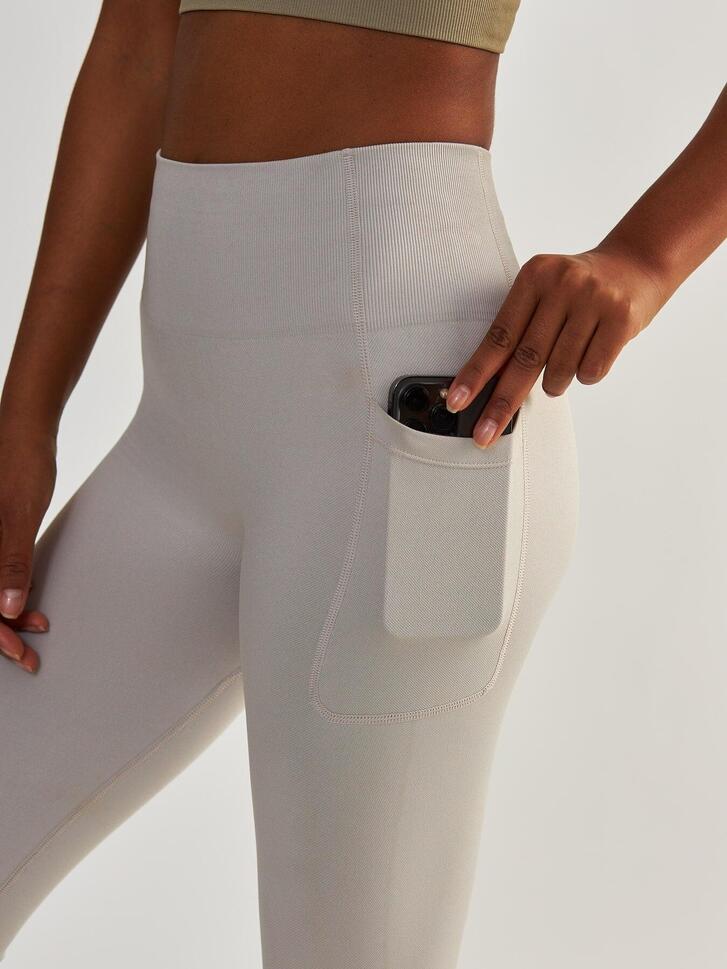 Legginsy fitness damskie Beshaped Lift Me Up z kieszeniami