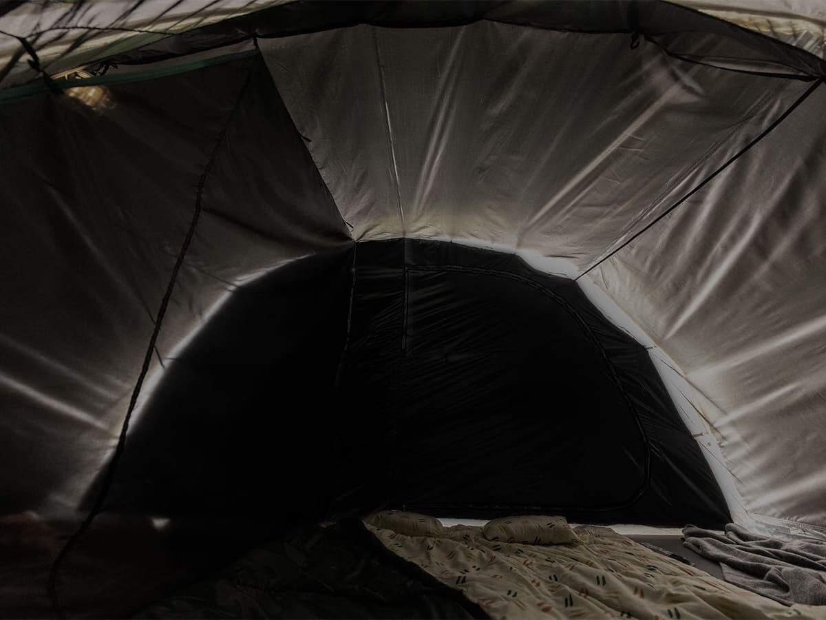 Tente Tunnel Skandika Hurricane 12 Personnes - 28m², 2 Cabines, Hauteur 215cm, Imperméable 5000mm