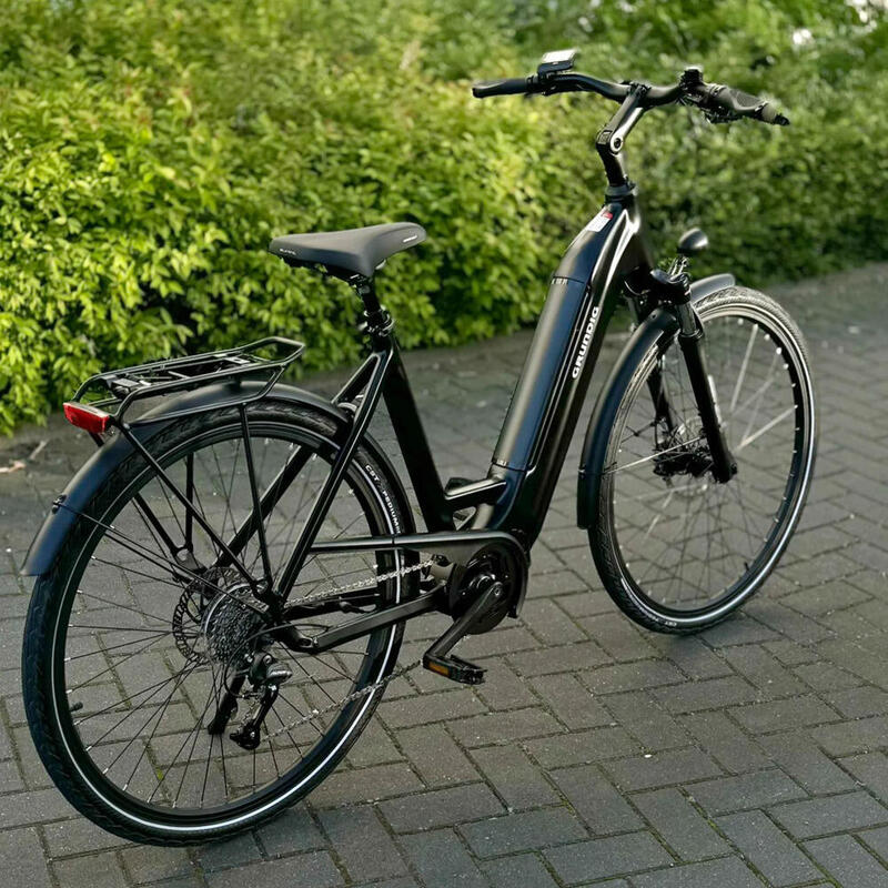 Bicicletta elettrica da città GCB01 250W-36V-15Ah (540Wh) - 28x2"