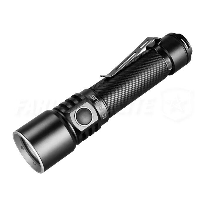 LANTERNA TÁTICA RECARREGÁVEL ST15R 1200 LUMENS 260M ALCANCE IPX8 KLARUS 2/4
