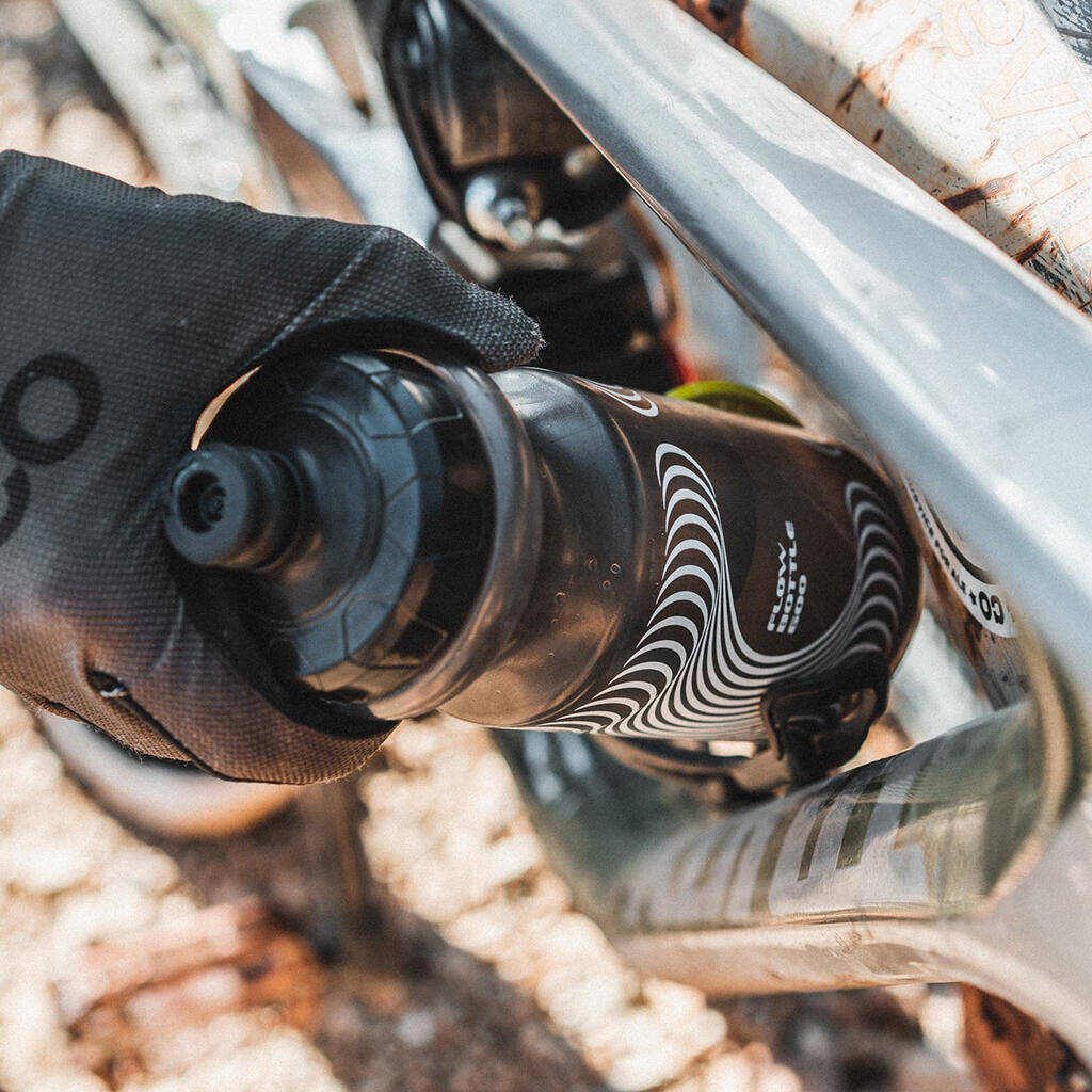 Lezyne Flow Water Bottle-Smoke Grey (600ml) -  4