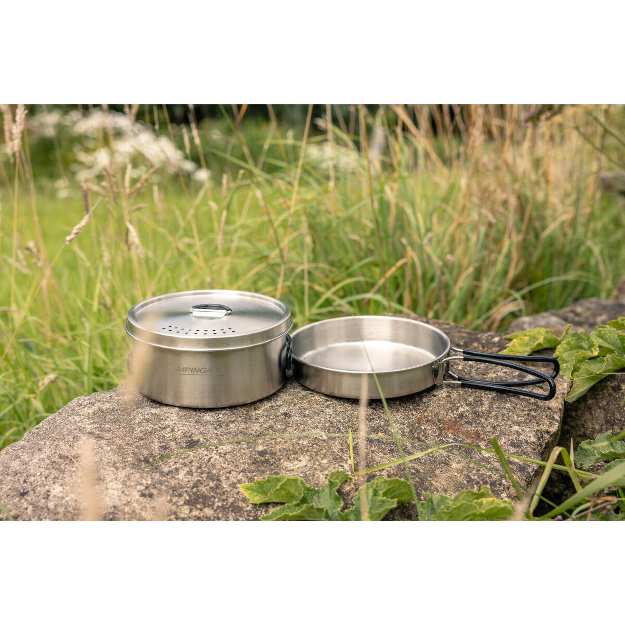 Trekking Kit stainless steel frying pan and saucepan CampinGaz