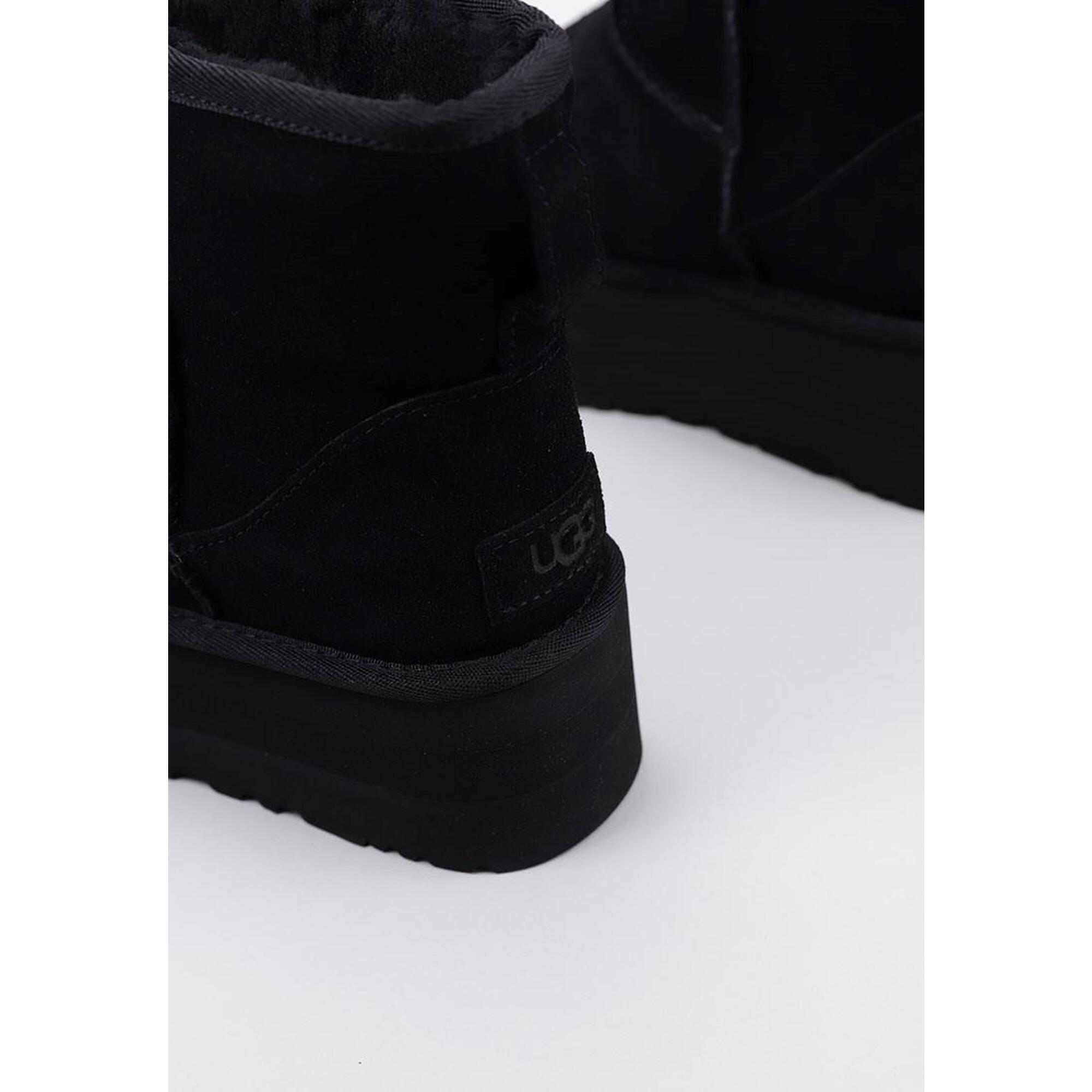 Boot Classic Mini Platform Black