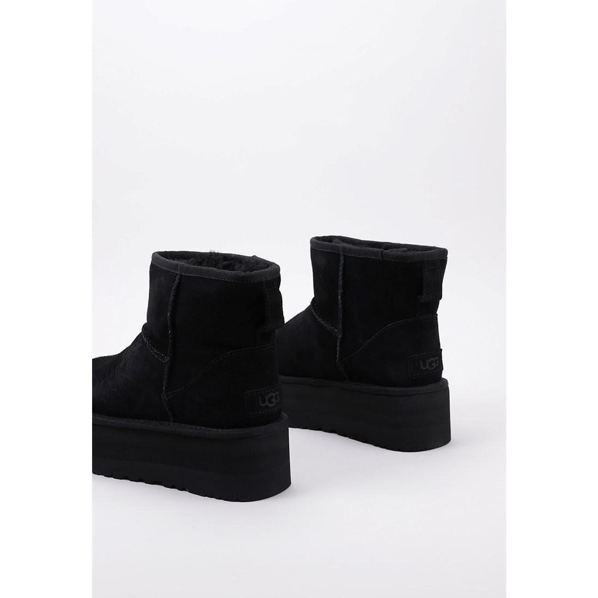 Boot Classic Mini Platform Black