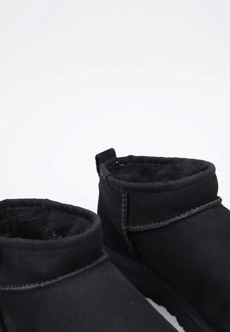 Schoenen  Classic Ultra Mini Boot Black 4/5
