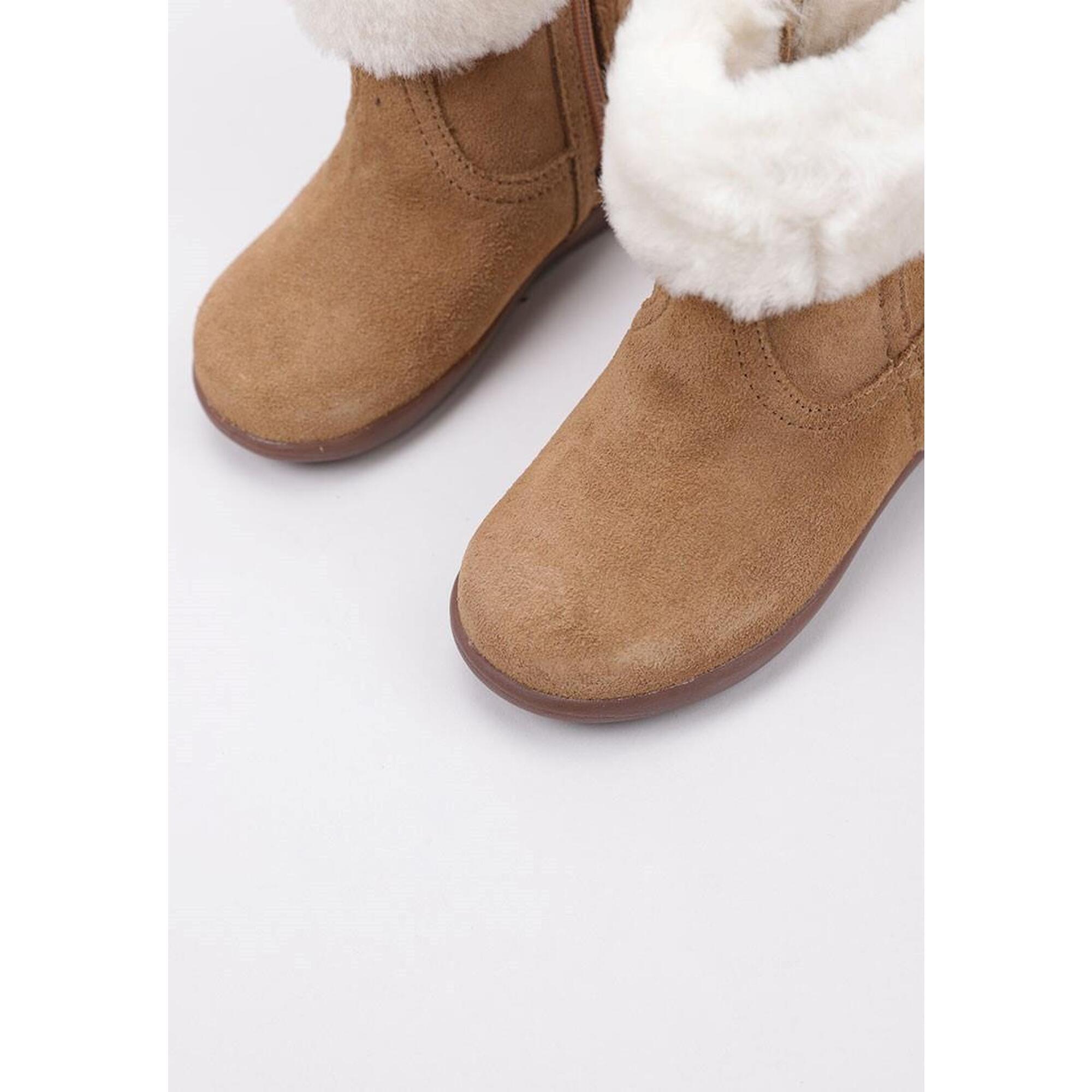 Botas Esquimales Botas Esquimales Niños UGG JORIE II  Camel