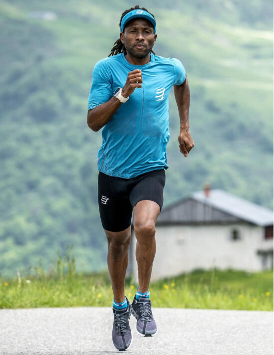 Short de compression "Oxygen under control short" Homme Compressport 4/4