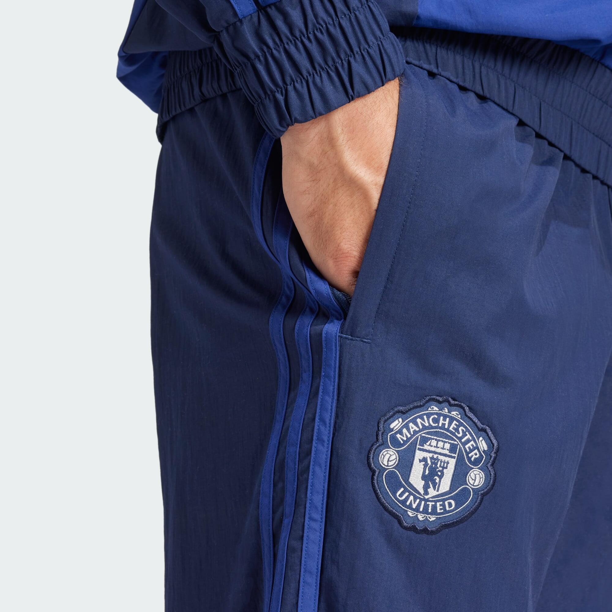 Pantaloni della tuta stagionale del Manchester United