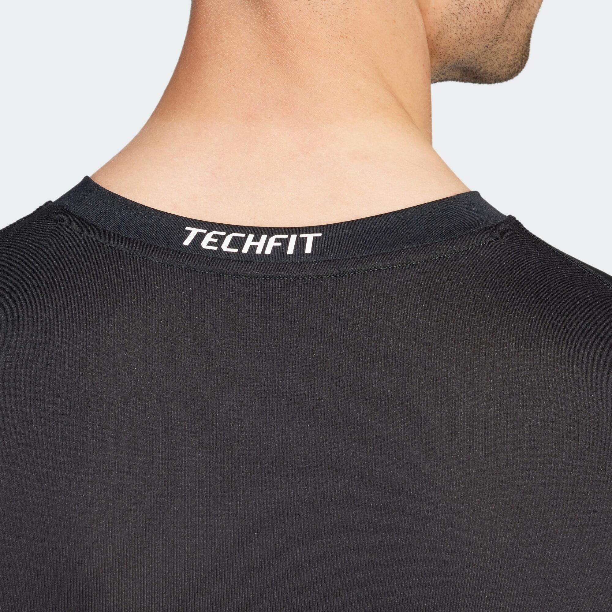 TECHFIT Compression Training Long Sleeve Tee 4/5