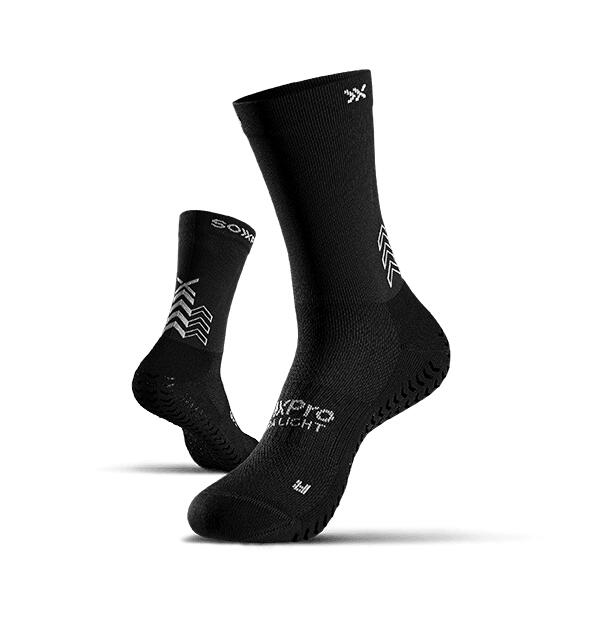 GEARXPRO SOXPro Ultraleichte rutschfeste Fußballsocken mit Grip, Schwarz