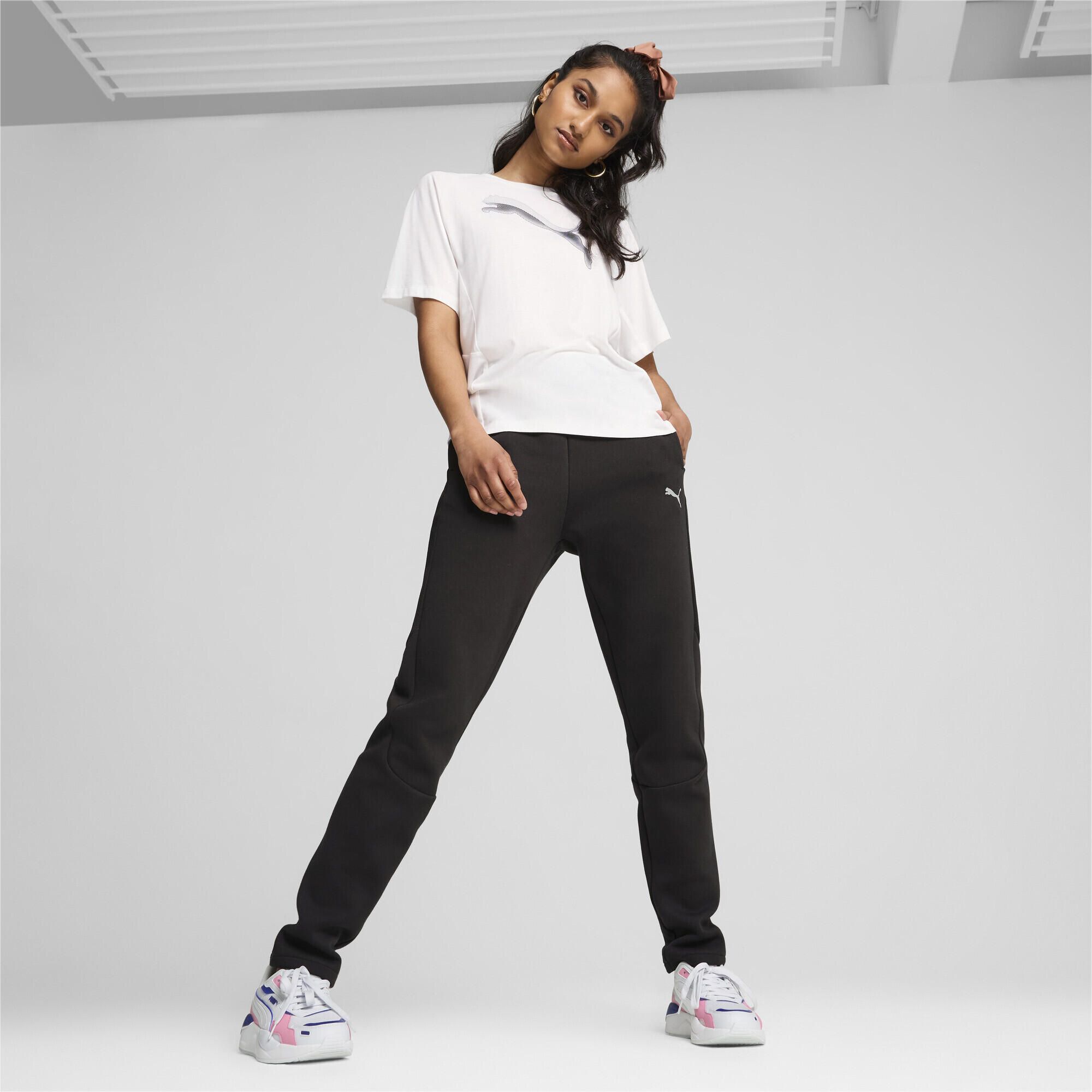 Calças de fato de treino Puma modelo 681672-01 para mulheres 7/7