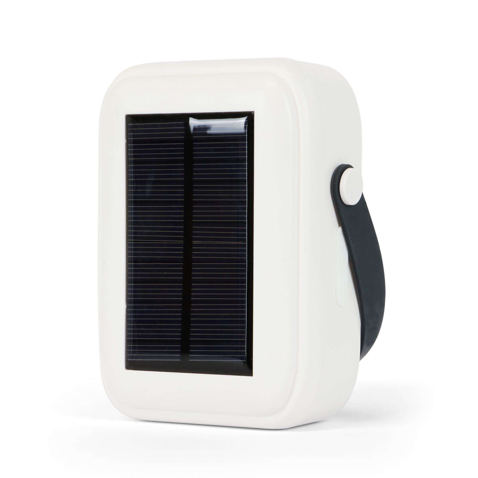 Antimosquitos y linterna solar Jata MOST3513 para uso interior y exterior. 4/6