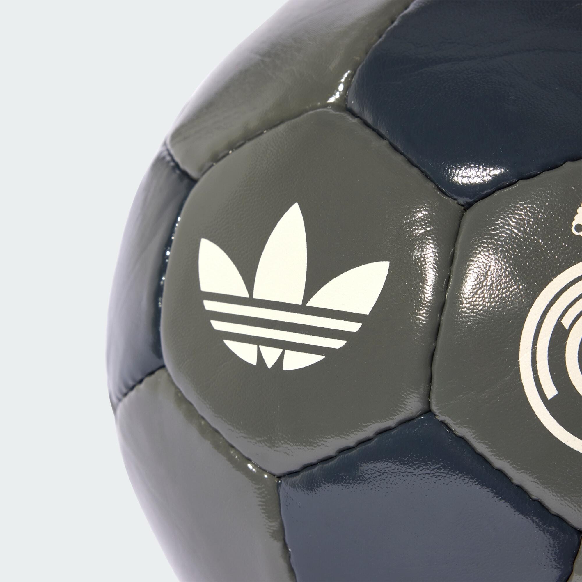 Balón segunda equipación Real Madrid Club 4/5