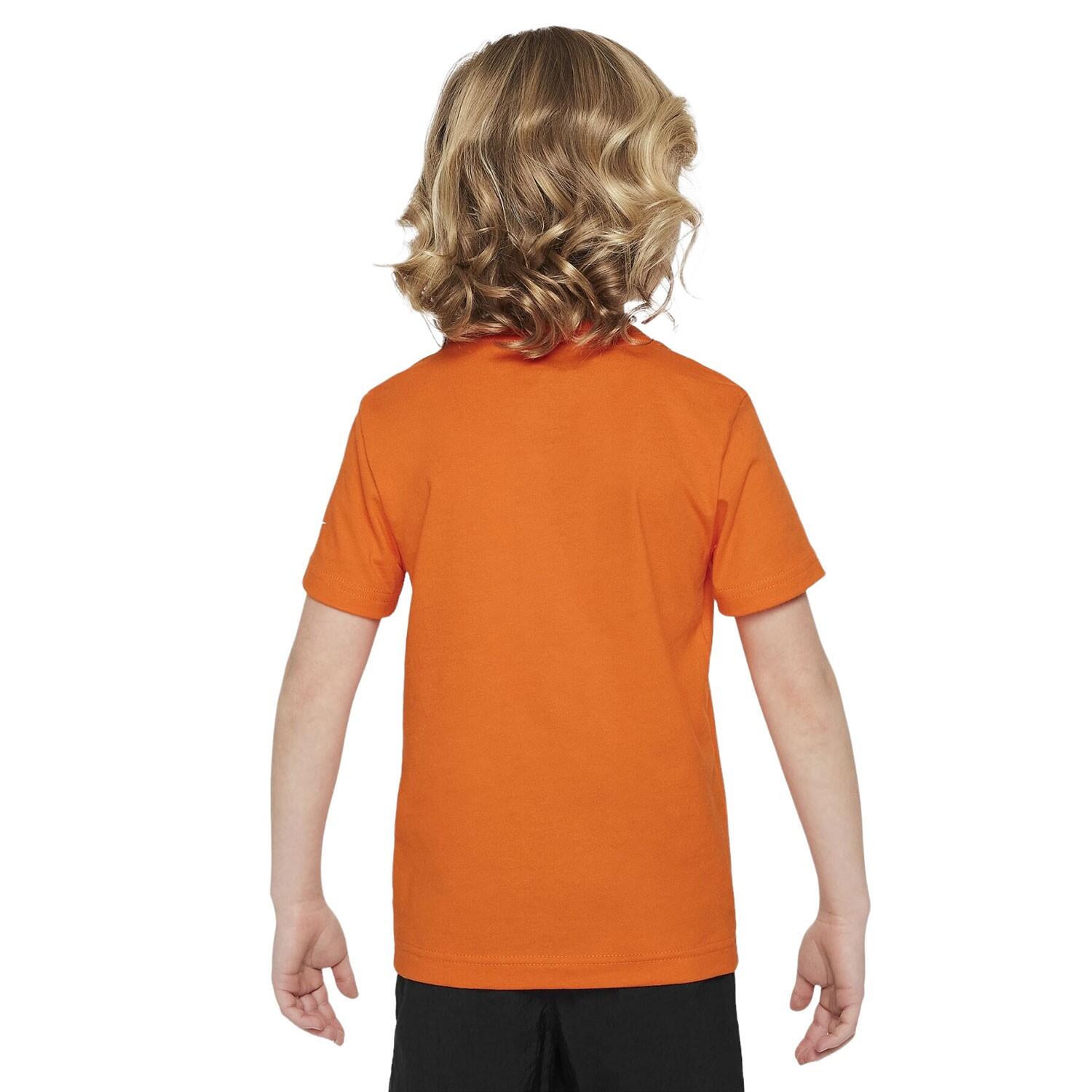 T-shirt bambino nike boxy - arancio 3/4