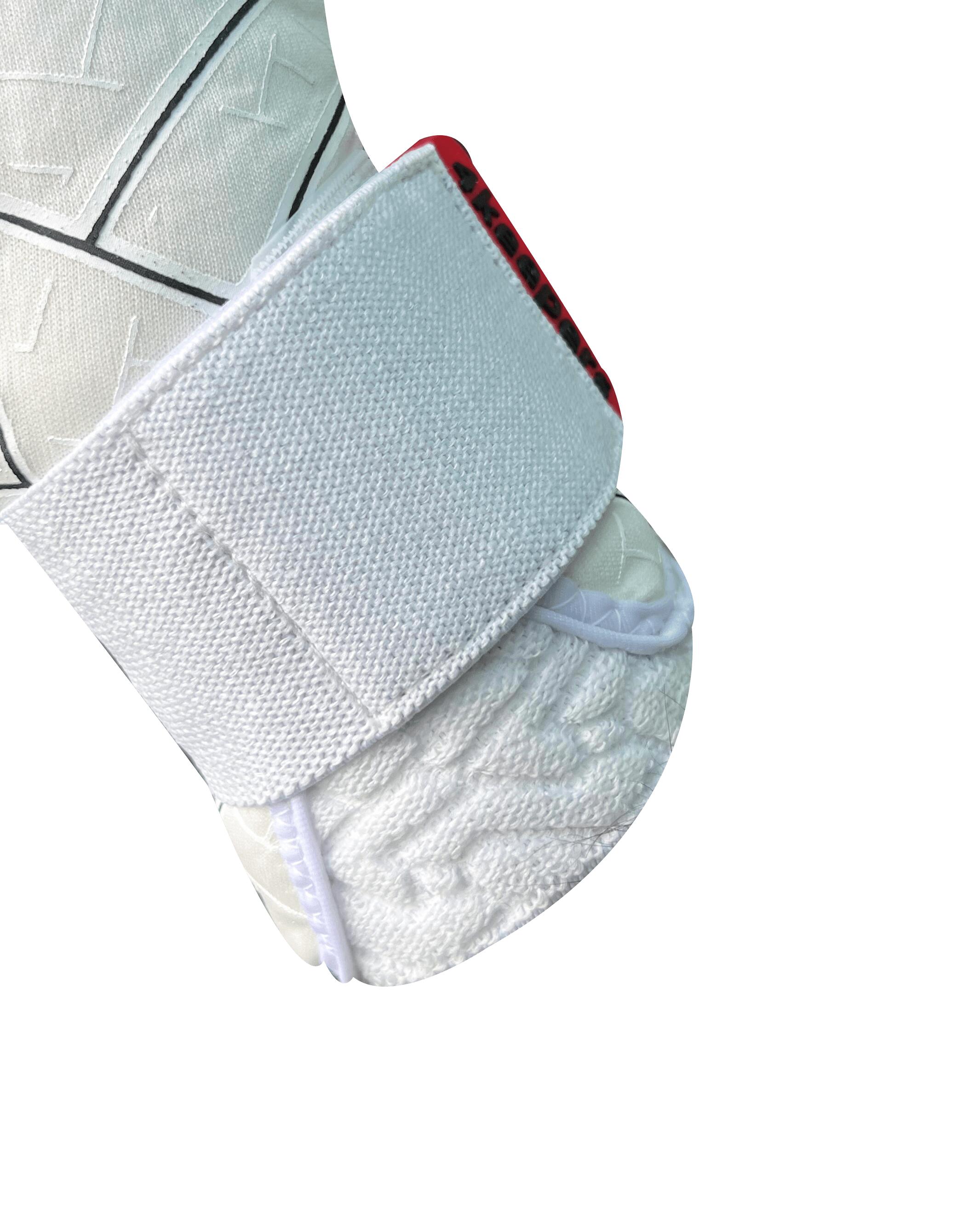 Rękawice bramkarskie dla dorosłych 4keepers SOFT OPAL NC 5/7