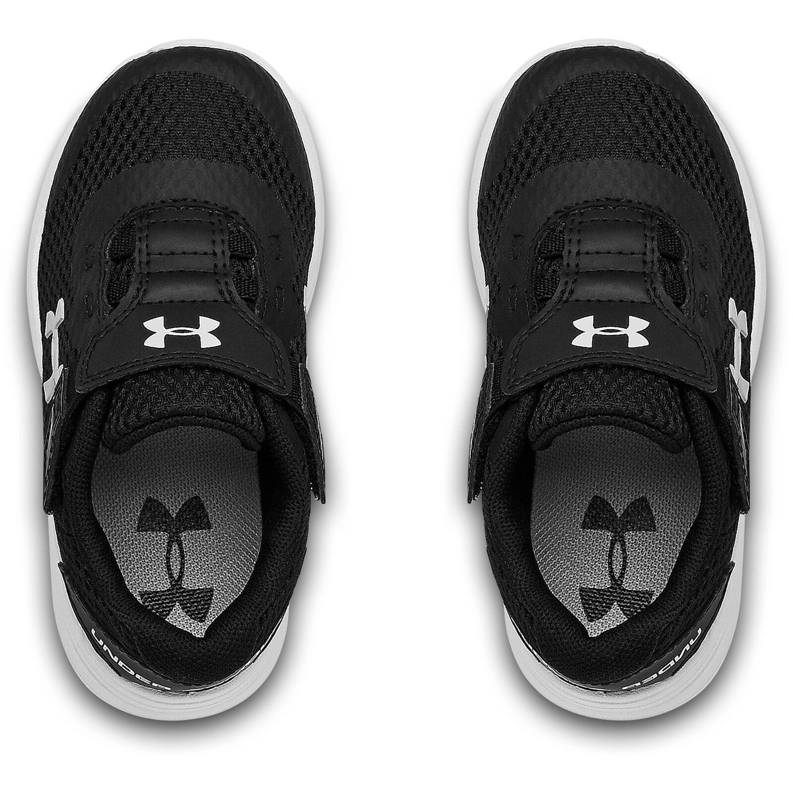 Scarpe da ginnastica Under Armour Surge 2, Nero, Bambini 2/5