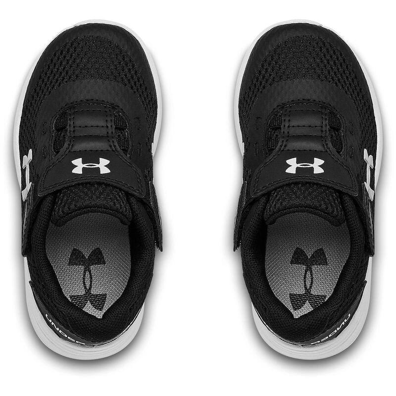 Pantofi sport copii Under Armour Surge 2, Negru