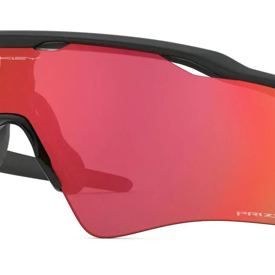 BLACK / RED