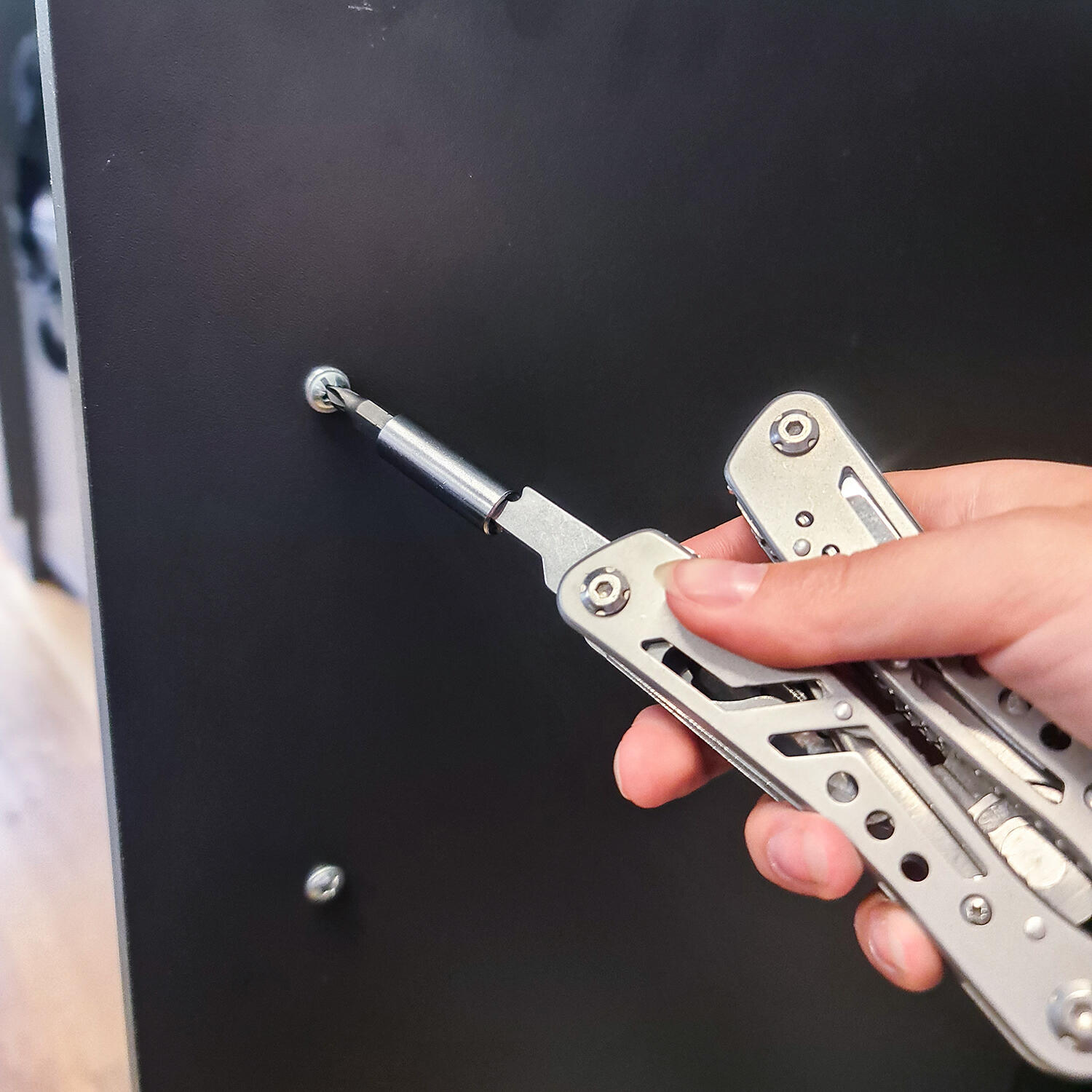 Multitool Survivalovy Narzędzie 13w1 + 11 x Bity TRIZAND 6/7